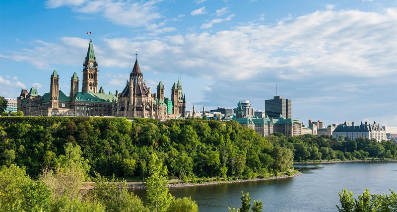 Parliament Hill là trung tâm của chính phủ Canada