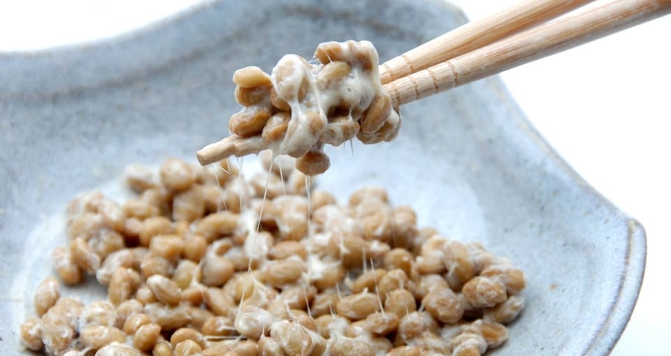 Món đậu lên men Natto thách thức những tín đồ ăn uống trên thế giới